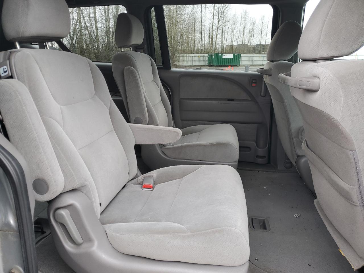 2010 Honda Odyssey - Image 11