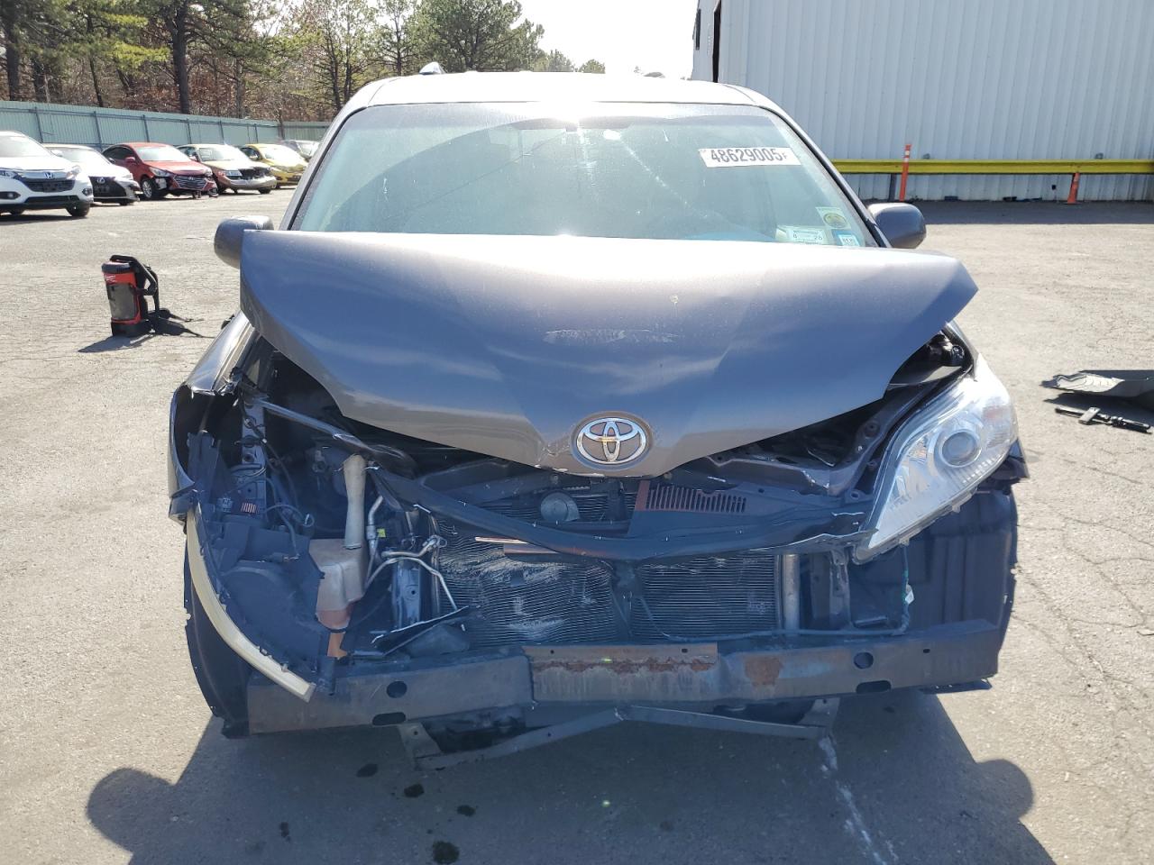 2014 Toyota Sienna - Image 5