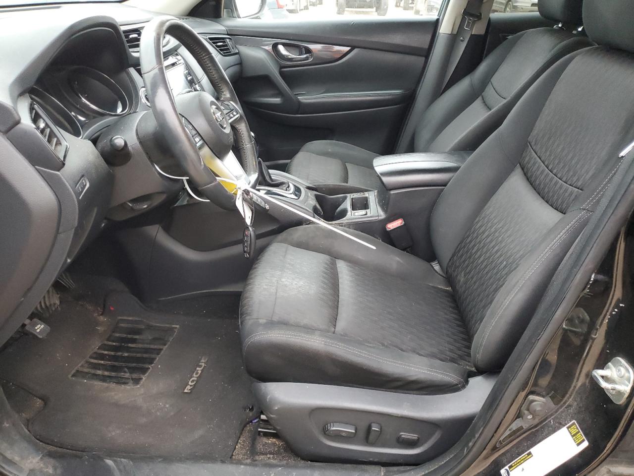 2017 Nissan Rogue - Image 7