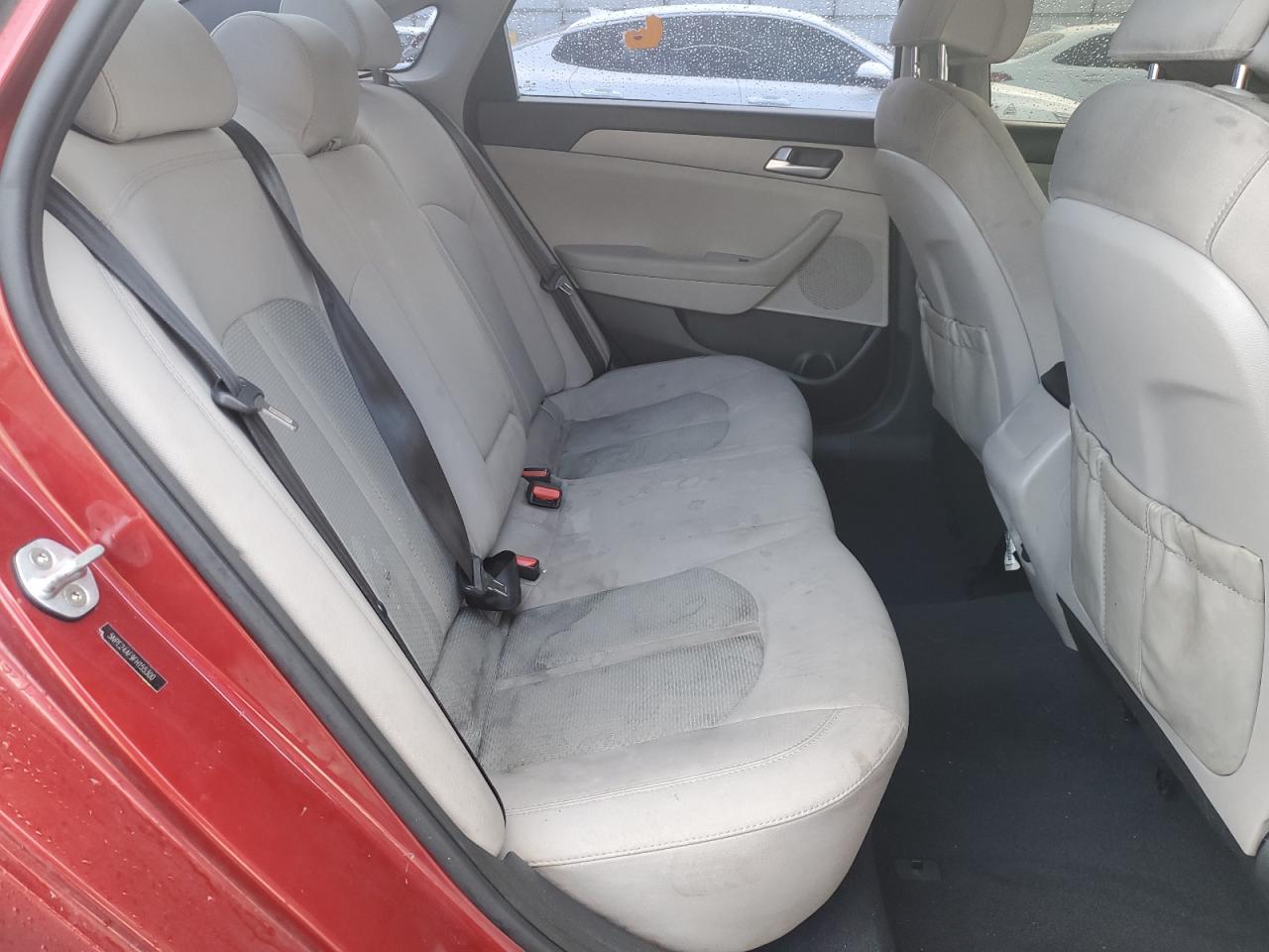 2015 Hyundai Sonata - Image 10