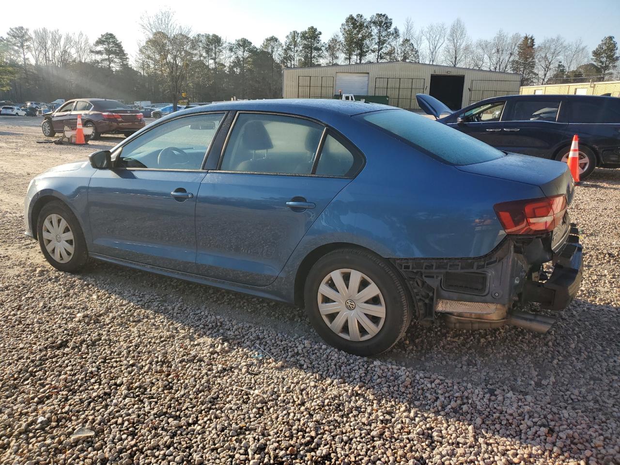 2016 Volkswagen Jetta - Image 2