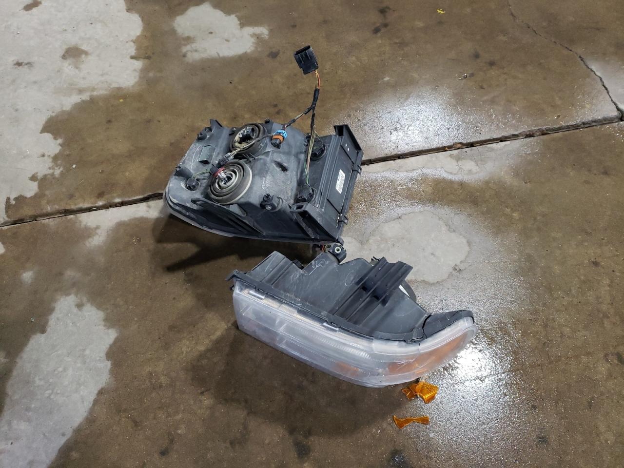 2012 GMC Sierra - Image 12