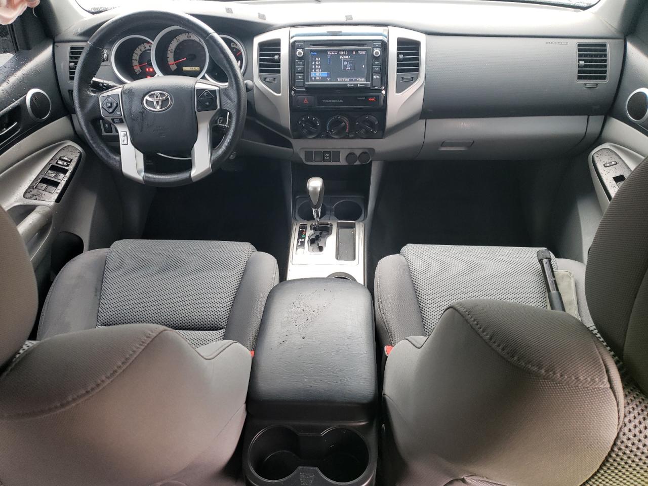 2015 Toyota Tacoma - Image 8