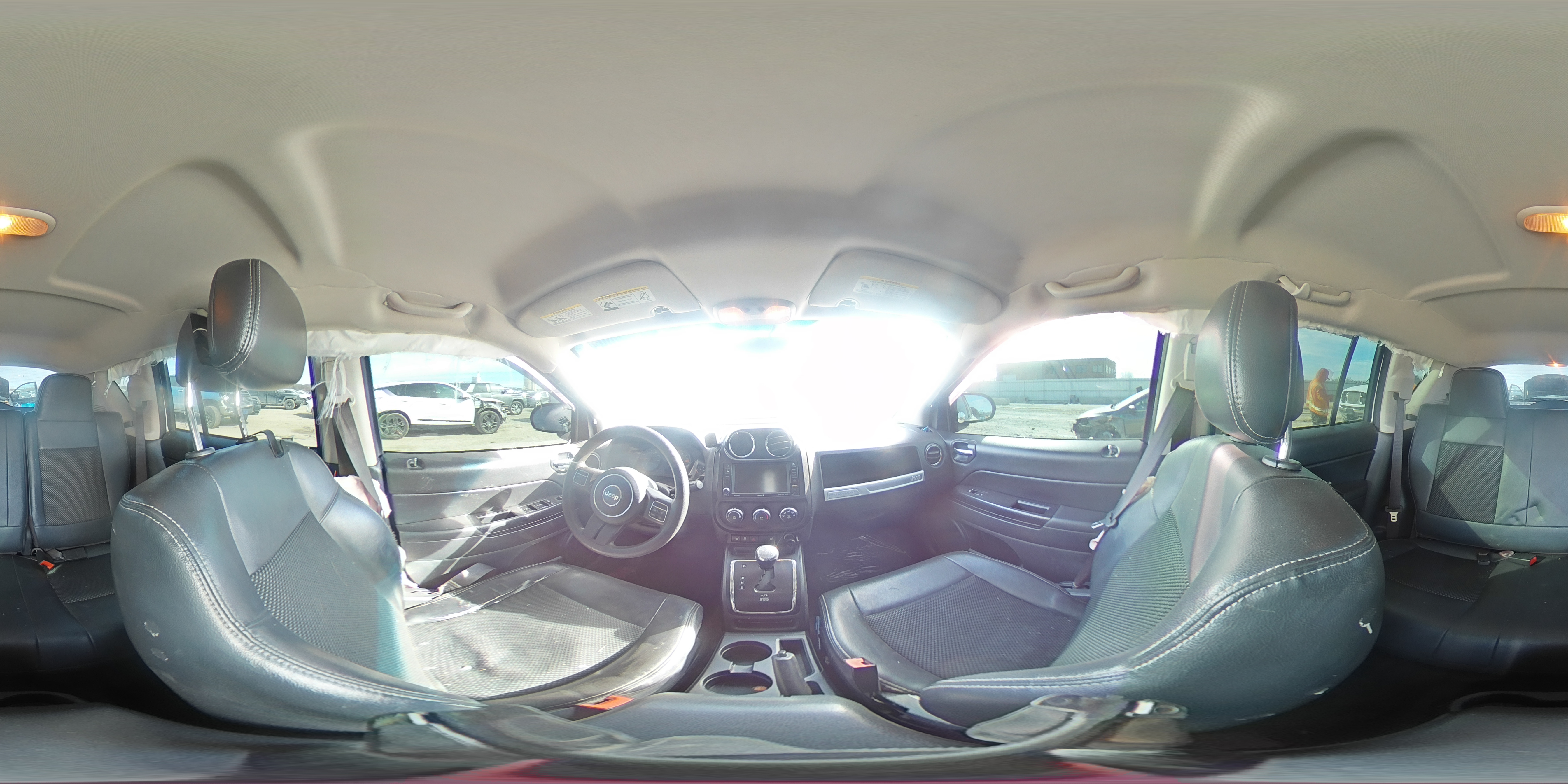 2015 Jeep Compass - Image 13