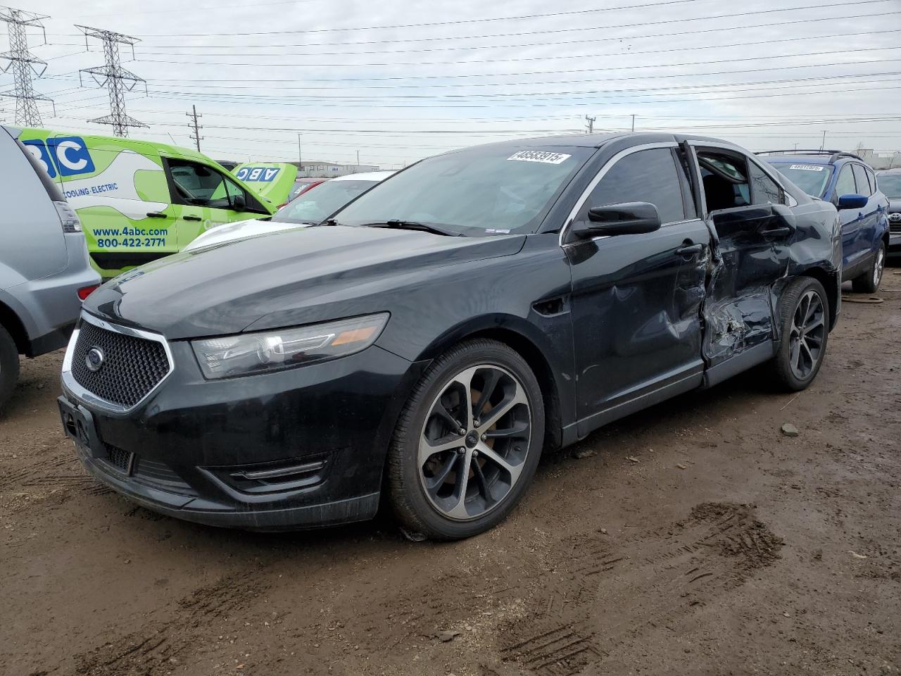 2015 Ford Taurus Sho for Sale in Elgin, IL - Side