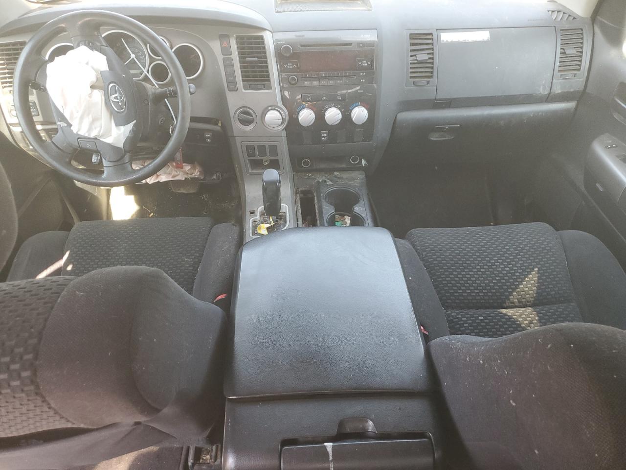 2010 Toyota Tundra - Image 8