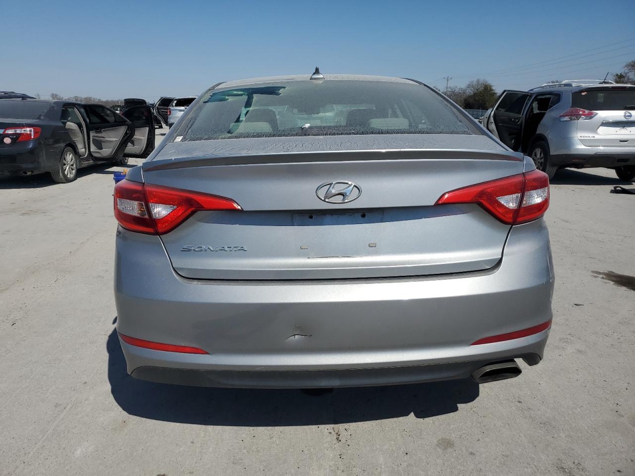 2017 Hyundai Sonata - Image 6