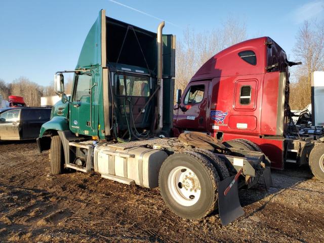 2016 MACK CXU612 SEMI TRUCK