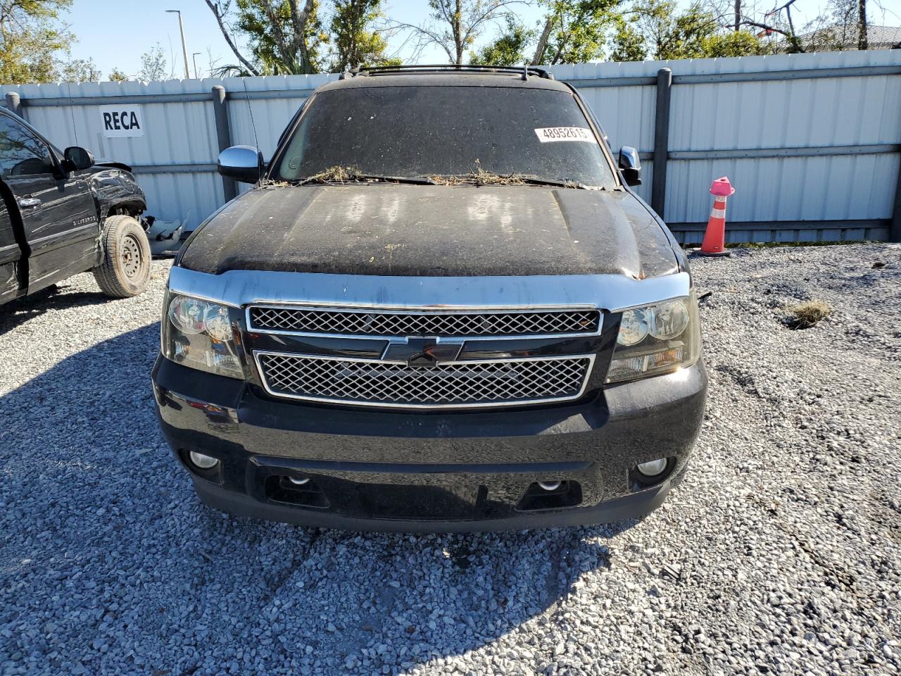 2010 Chevrolet Avalanche - Image 5