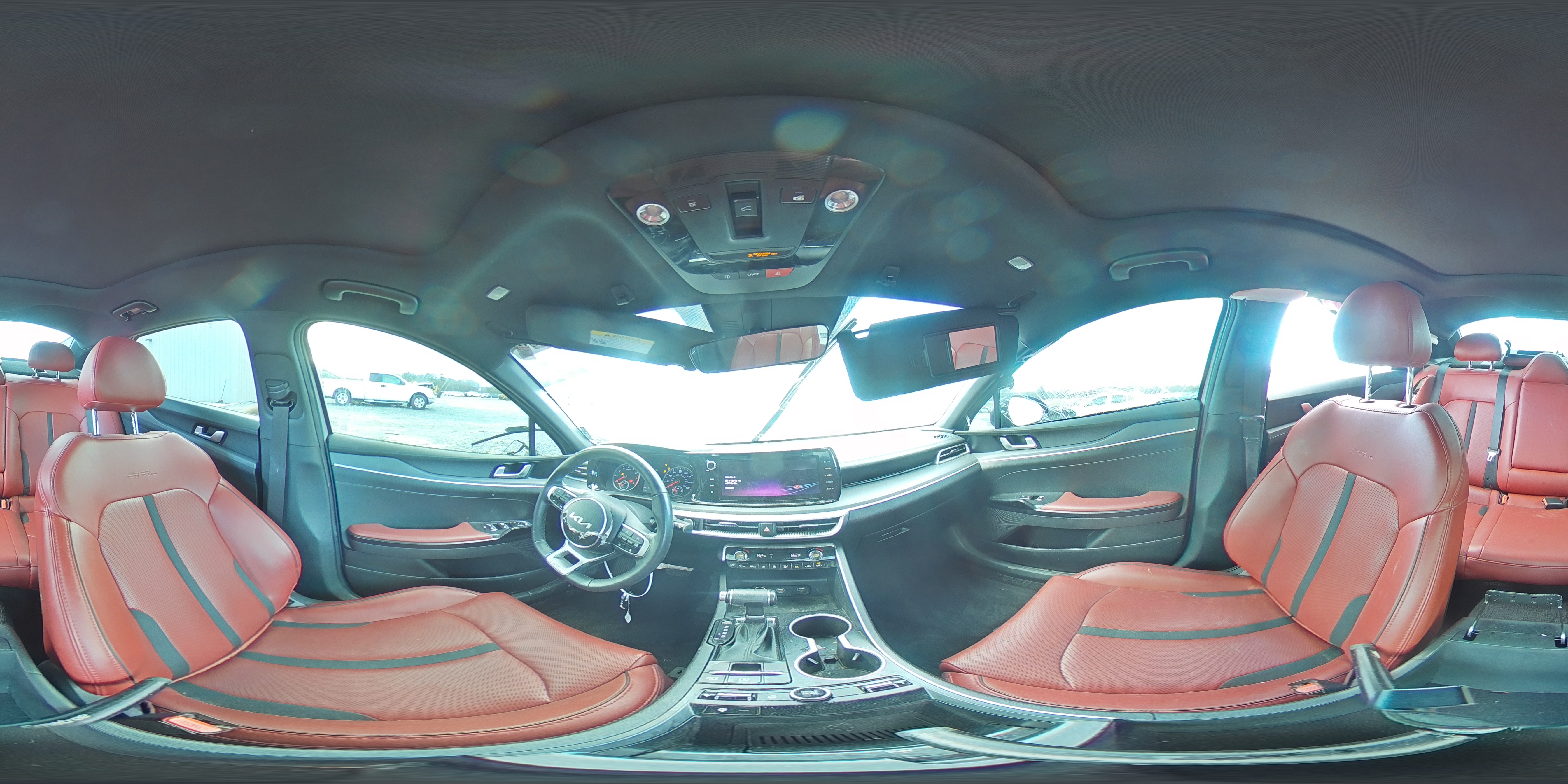 2023 Kia K5 - Image 14