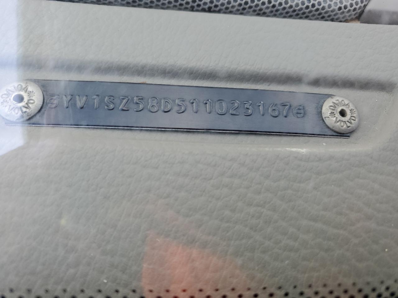 2001 Volvo V70 Xc VIN: YV1SZ58D511023167 Lot: 47957325