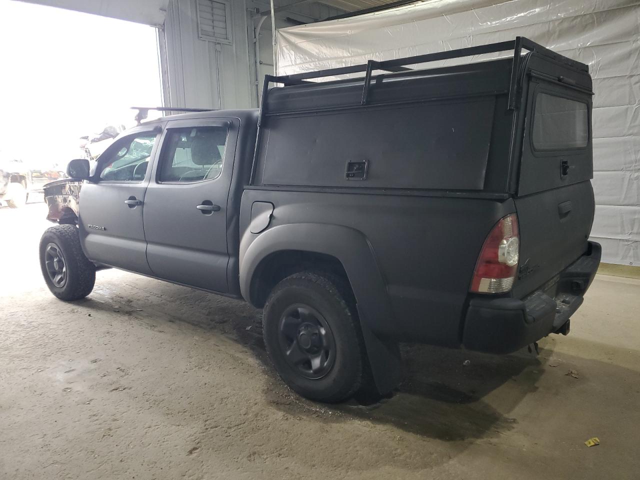 2009 Toyota Tacoma - Image 2