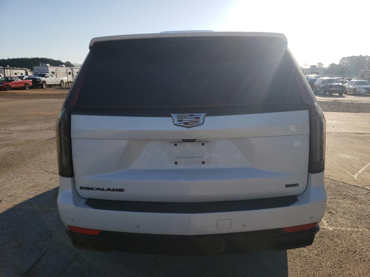 2022 Cadillac Escalade - Image 6