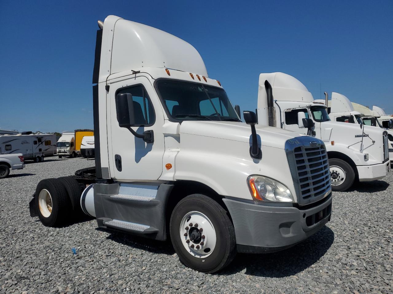 2016 Freightliner Cascadia 125 Semi Truck იყიდება Apopka-ში, FL - Mechanical