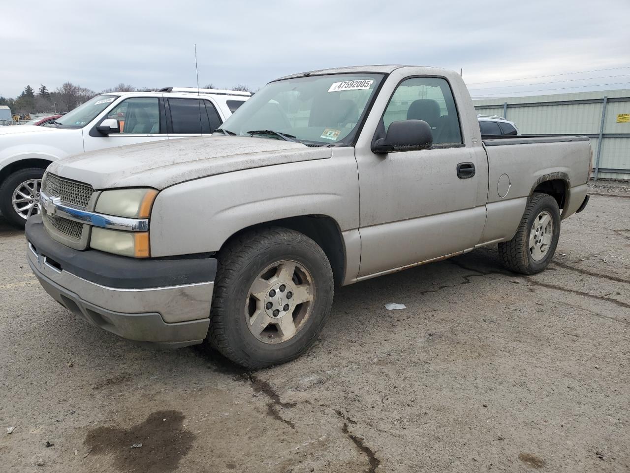 2005 Chevrolet Silverado - Image 1
