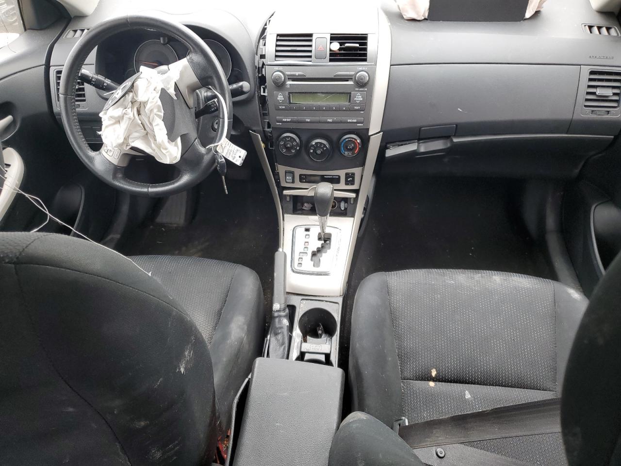2010 Toyota Corolla - Image 8