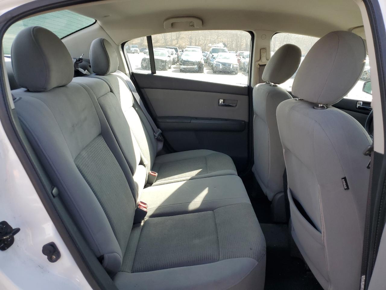 2012 Nissan Sentra - Image 10