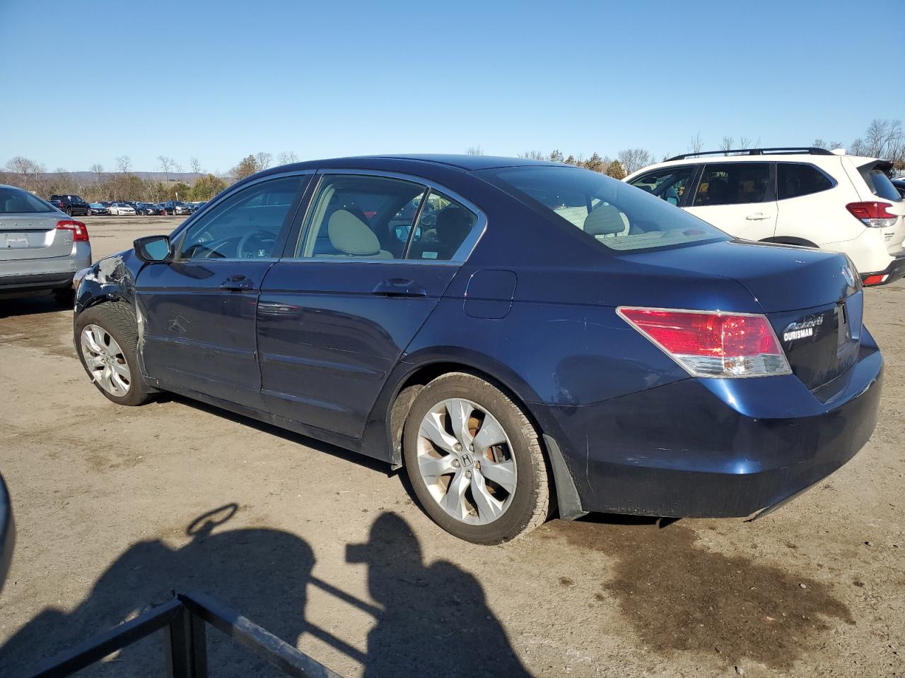 2009 Honda Accord - Image 2