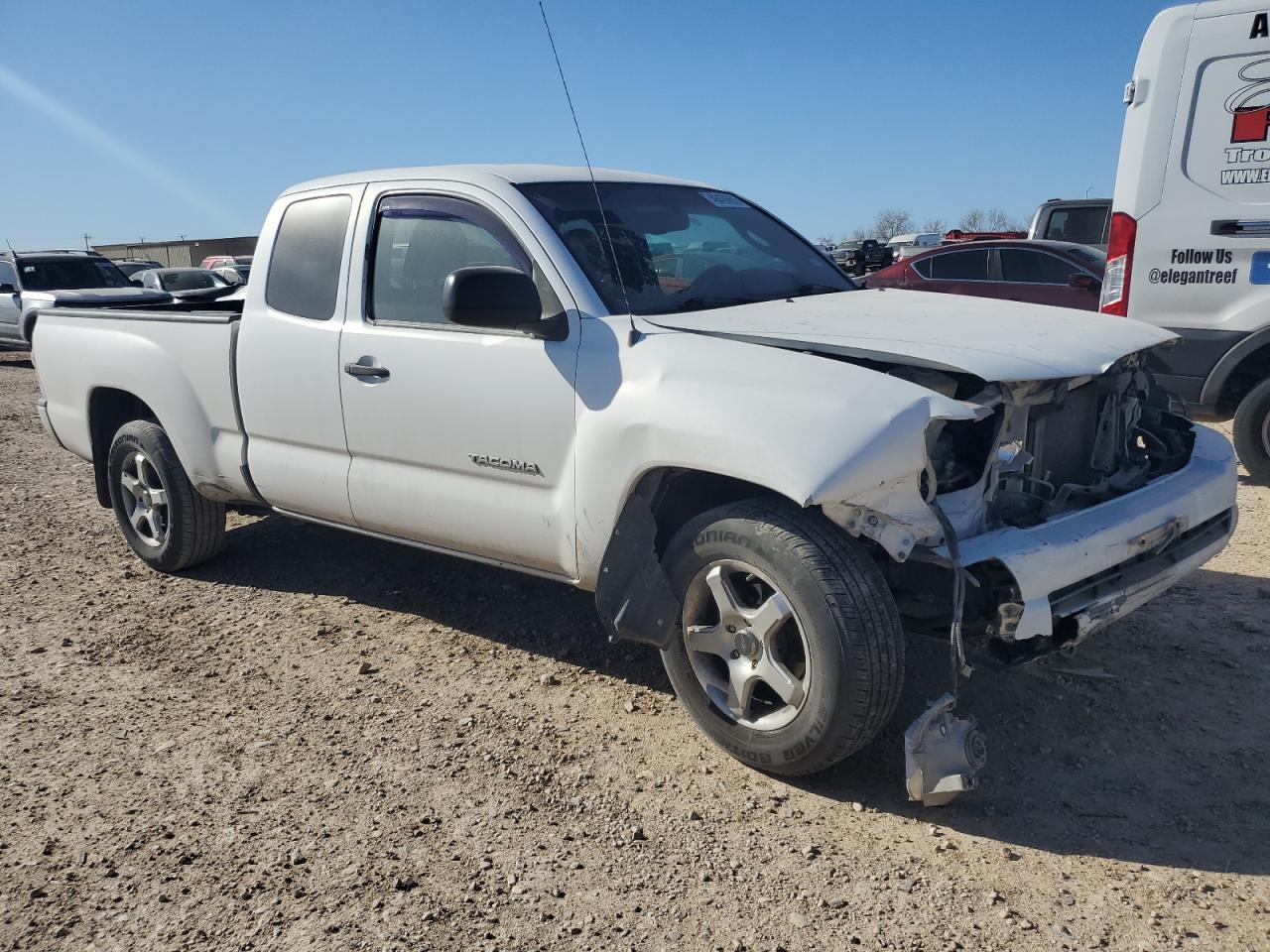 2011 Toyota Tacoma - Image 4