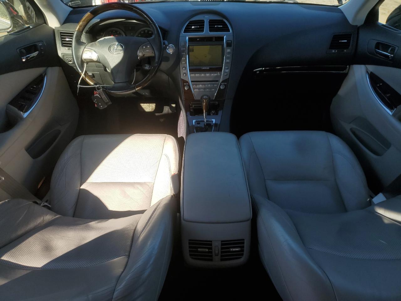2010 Lexus ES - Image 8
