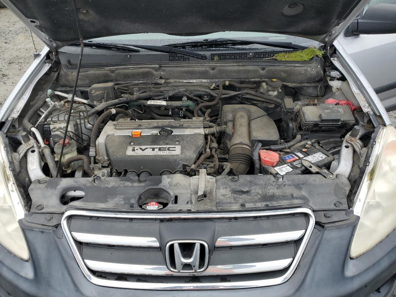 2005 Honda CR-V - Image 12