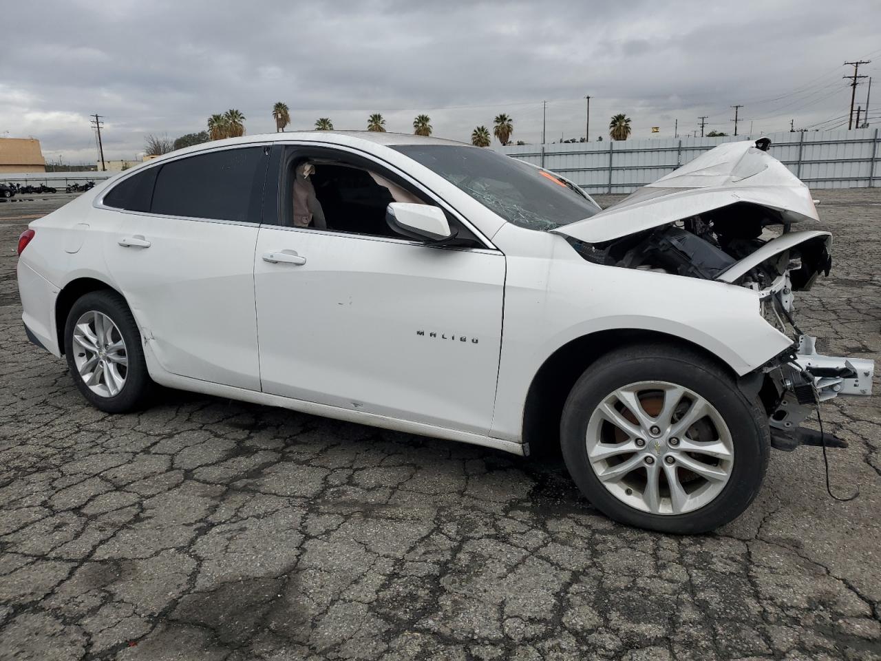2018 Chevrolet Malibu - Image 4