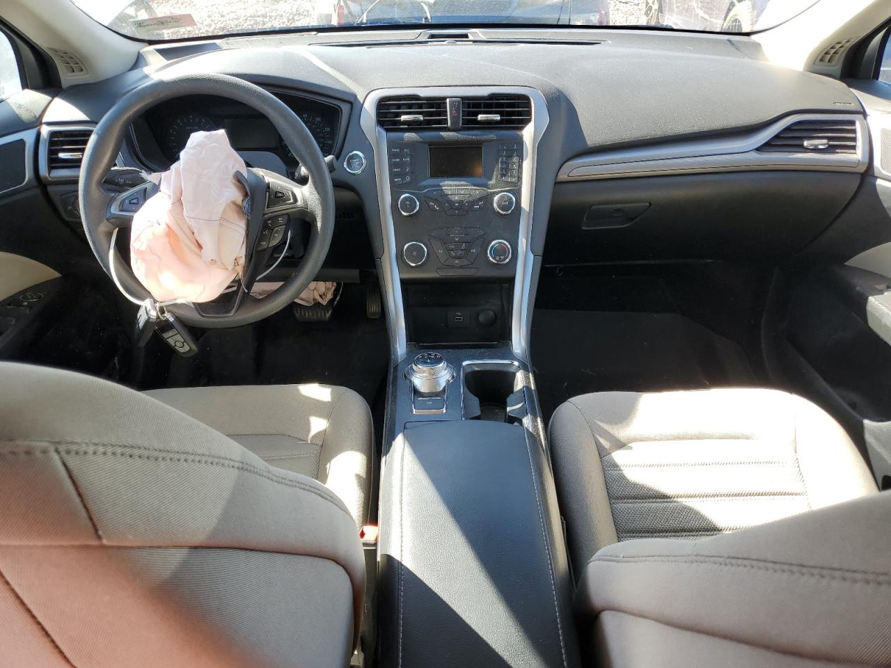 2019 Ford Fusion - Image 8