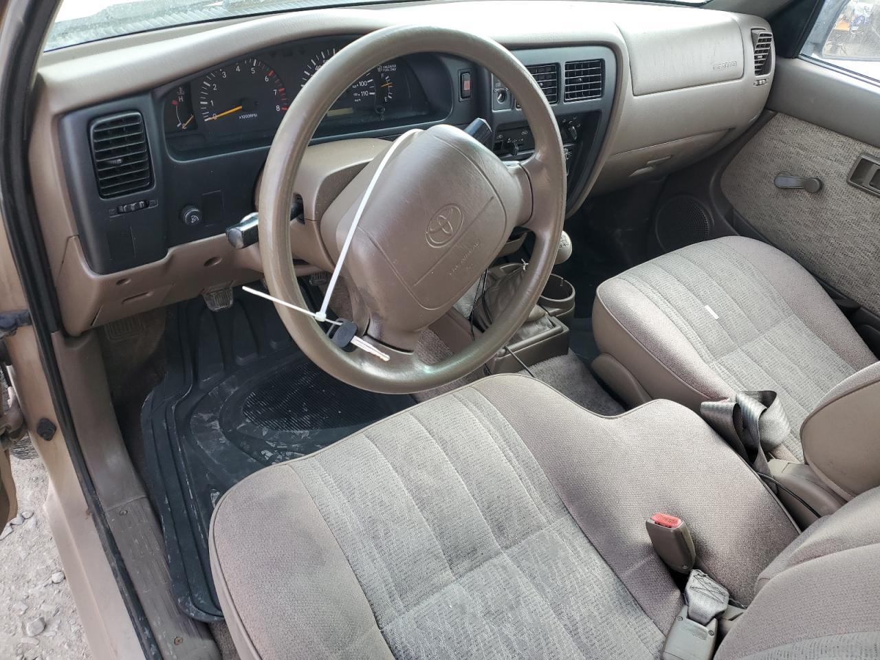 1998 Toyota Tacoma - Image 8