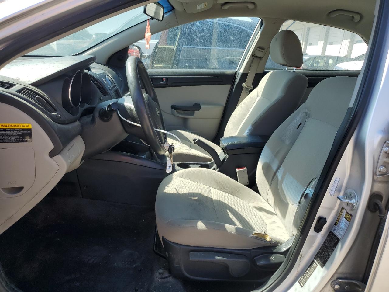 2011 Kia Forte - Image 7