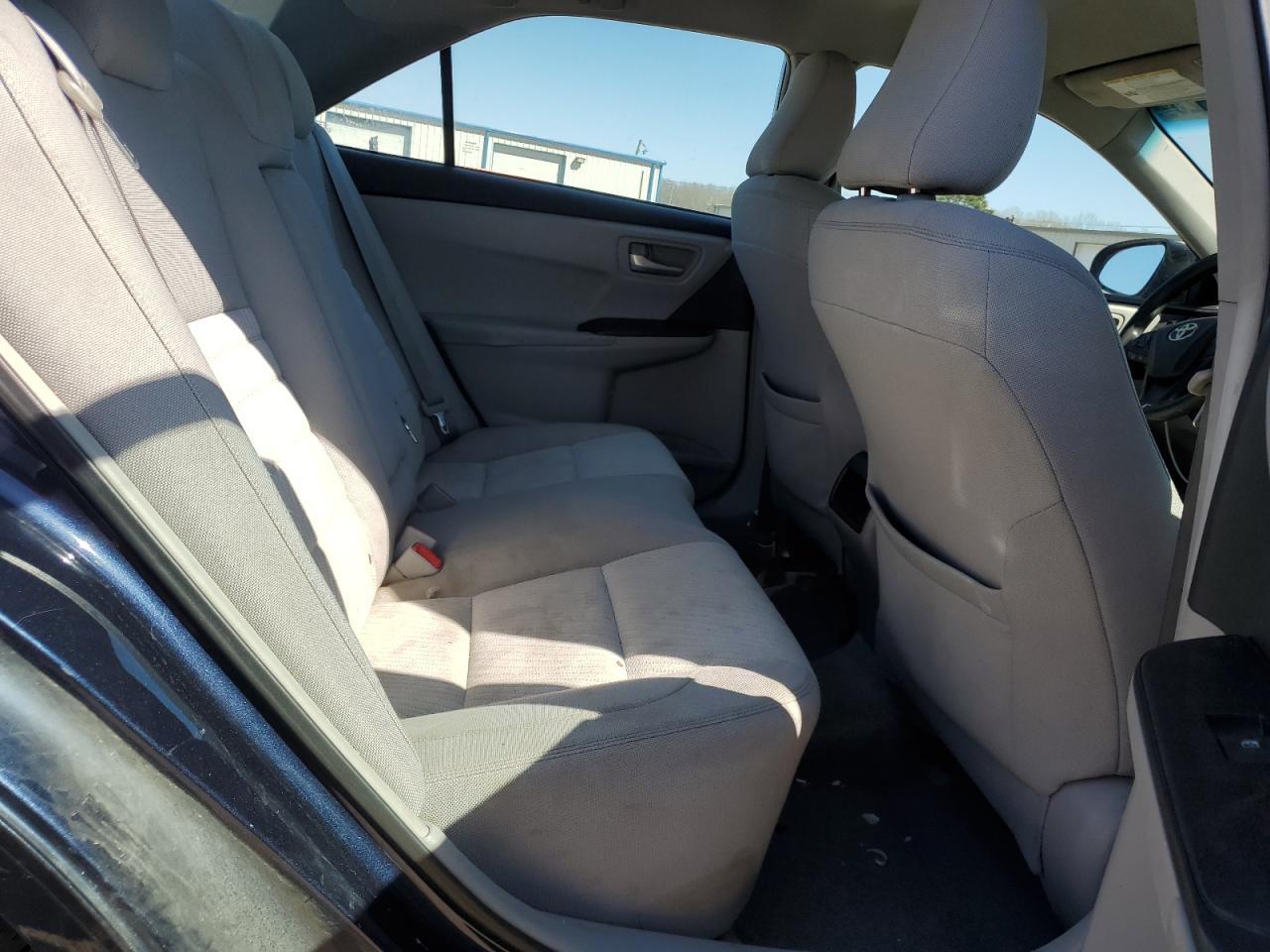 2015 Toyota Camry - Image 10