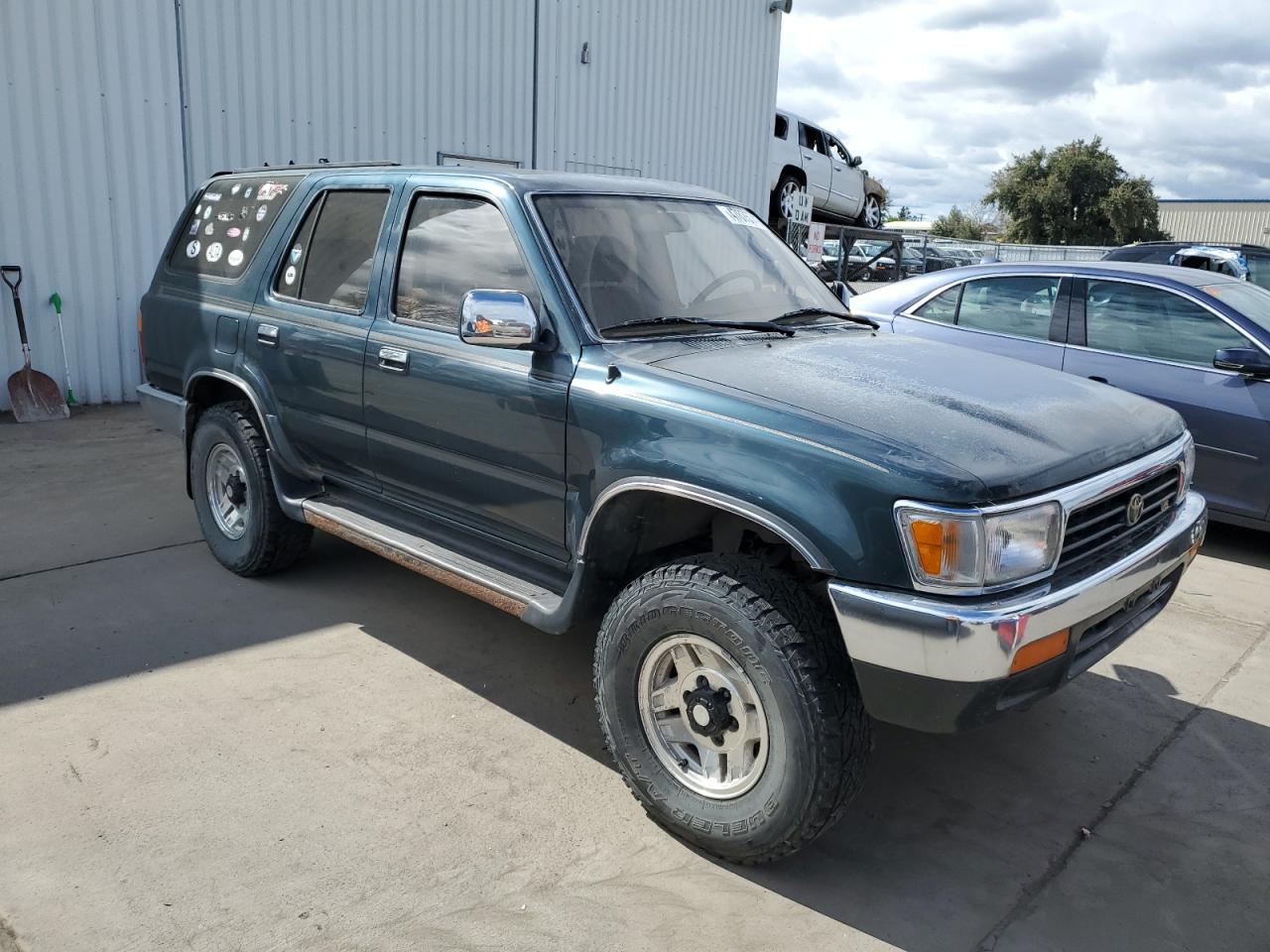 1995 Toyota 4Runner - Image 4