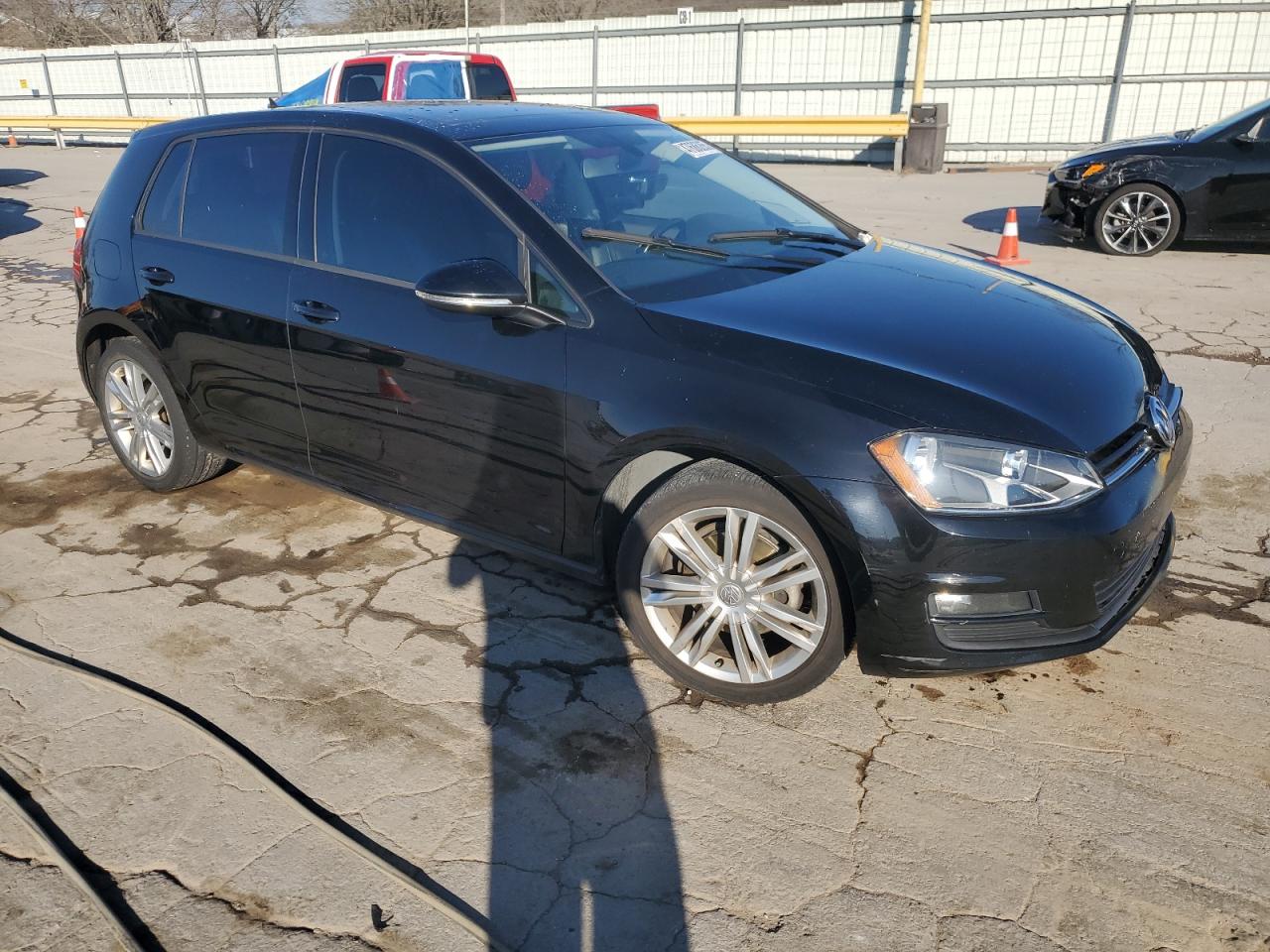 2016 Volkswagen Golf - Image 4