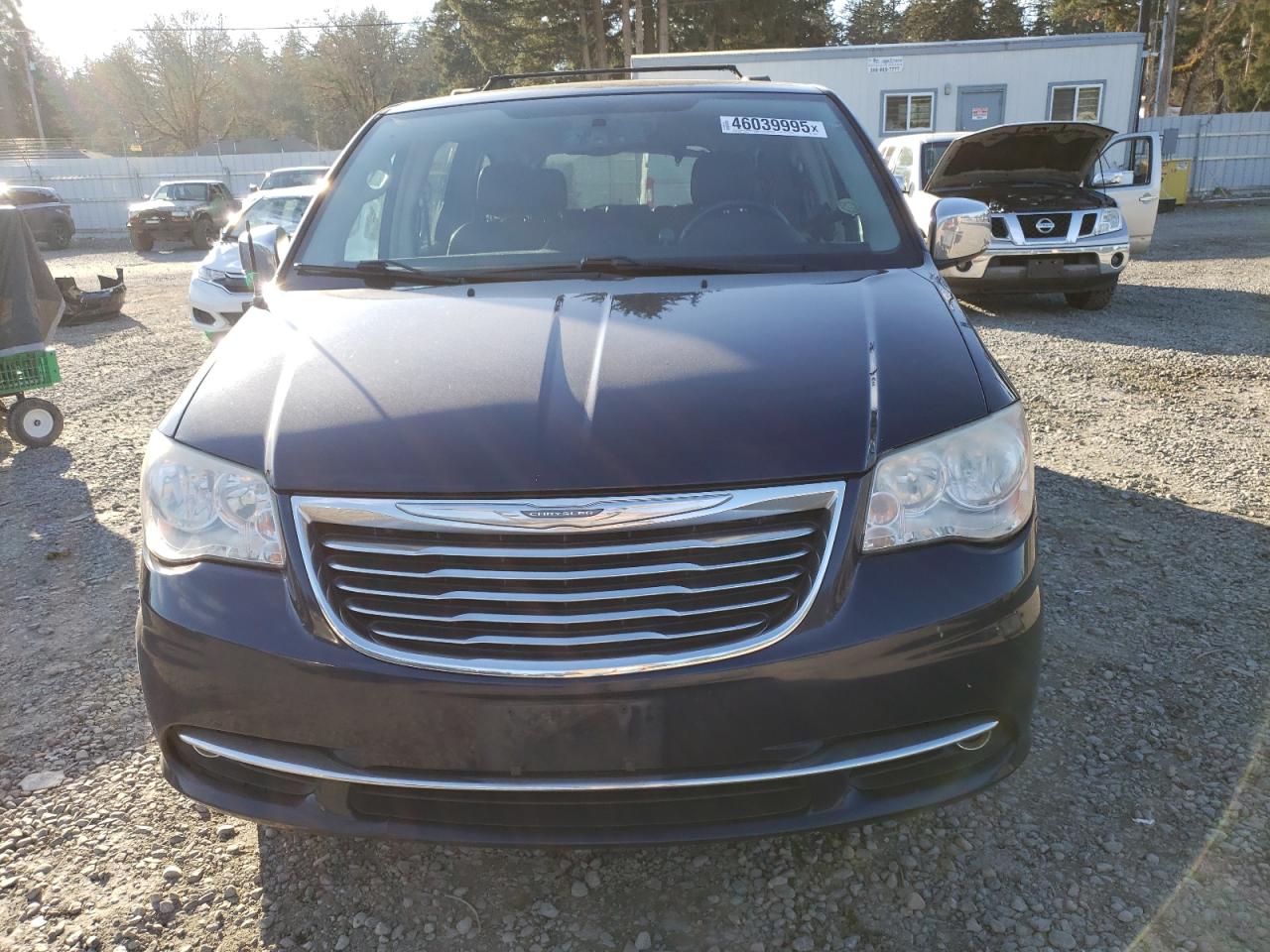 2013 Chrysler Town & Country - Image 5