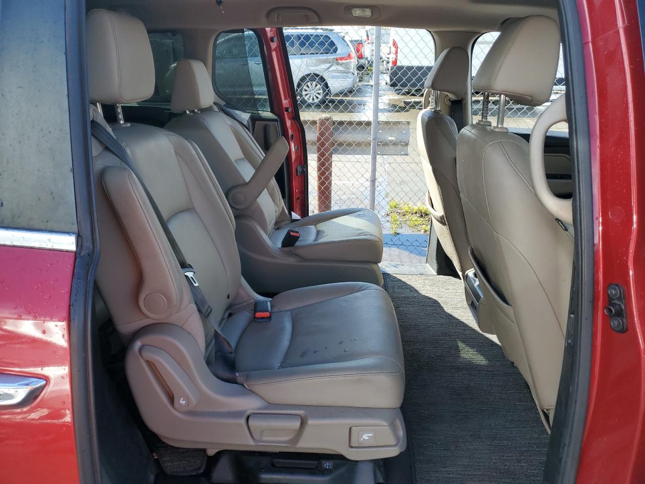 2022 Honda Odyssey Exl VIN: 5FNRL6H71NB005557 Lot: 49012375