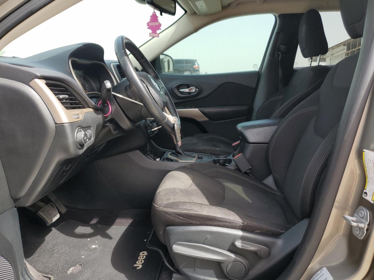 2017 Jeep Grand Cherokee - Image 7