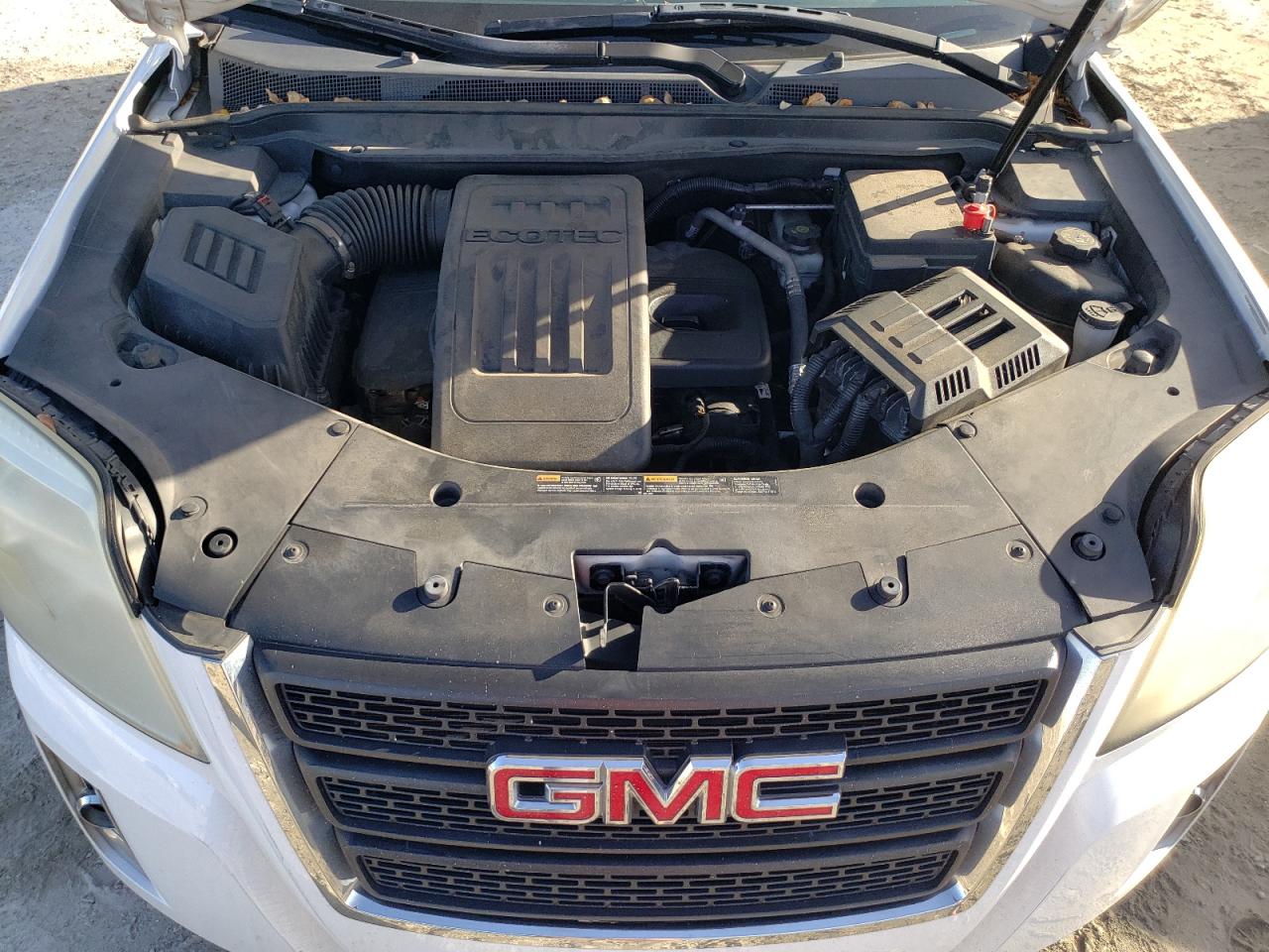 2015 GMC Terrain - Image 12