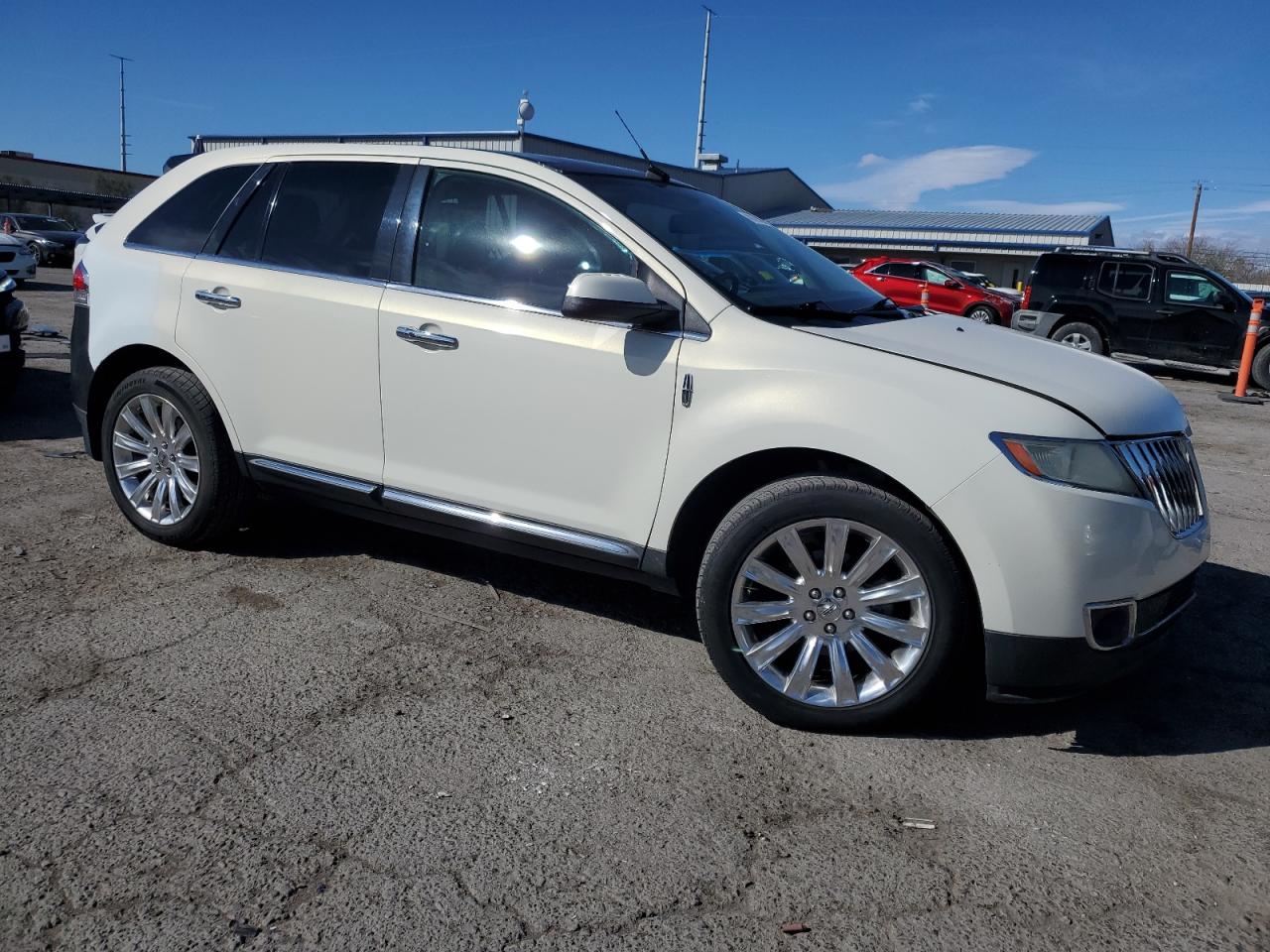 2013 Lincoln MKX - Image 4