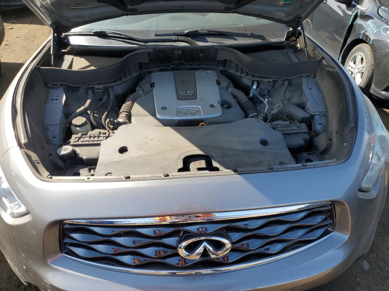 2011 Infiniti FX - Image 11