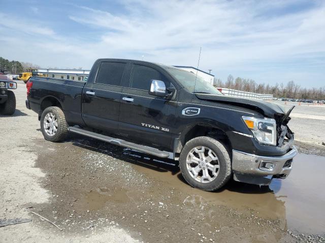 Pickups NISSAN TITAN 2016 Czarny