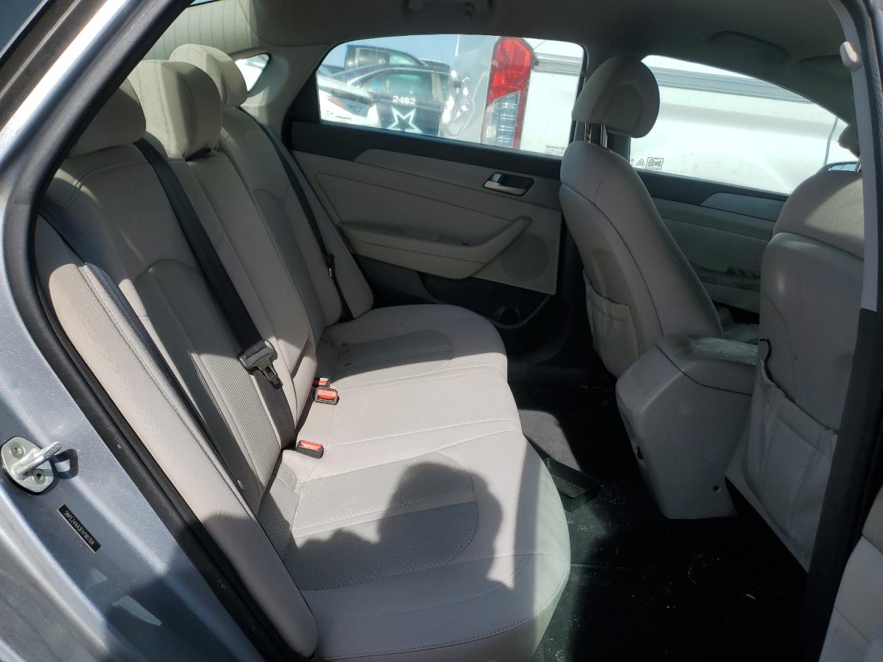 2015 Hyundai Sonata - Image 10