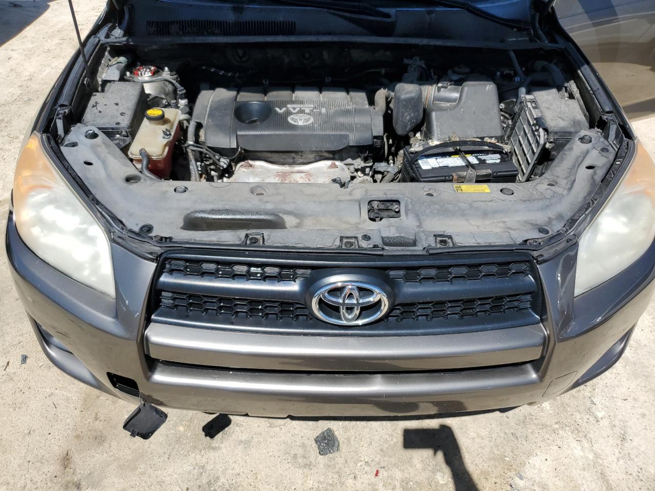 2010 Toyota RAV 4 - Image 11