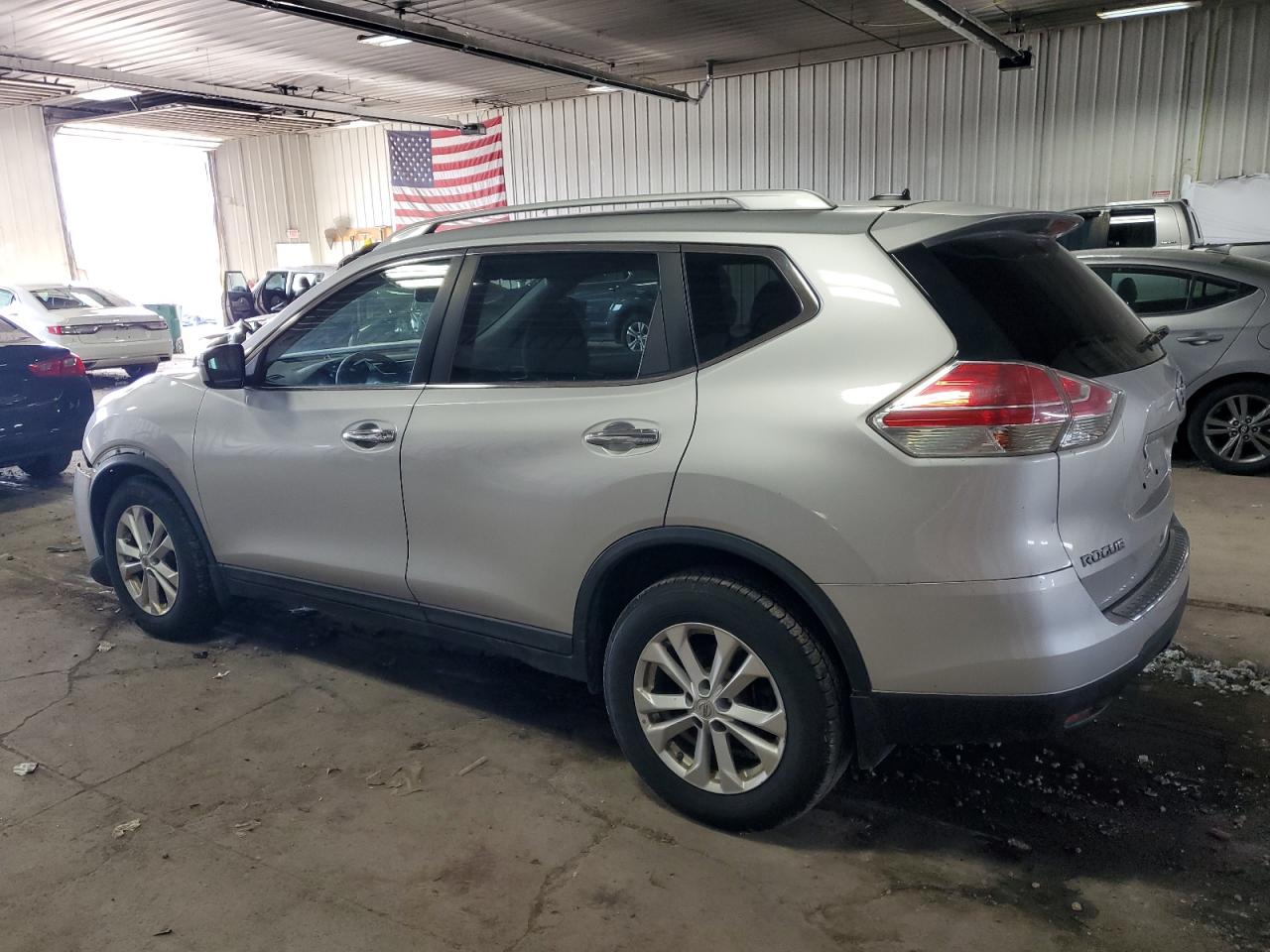 2015 Nissan Rogue - Image 2