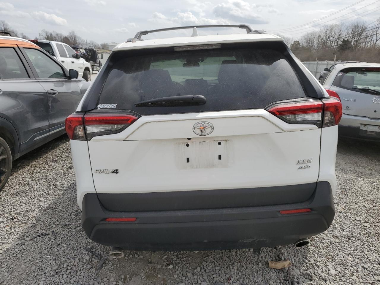 2023 Toyota RAV 4 - Image 6