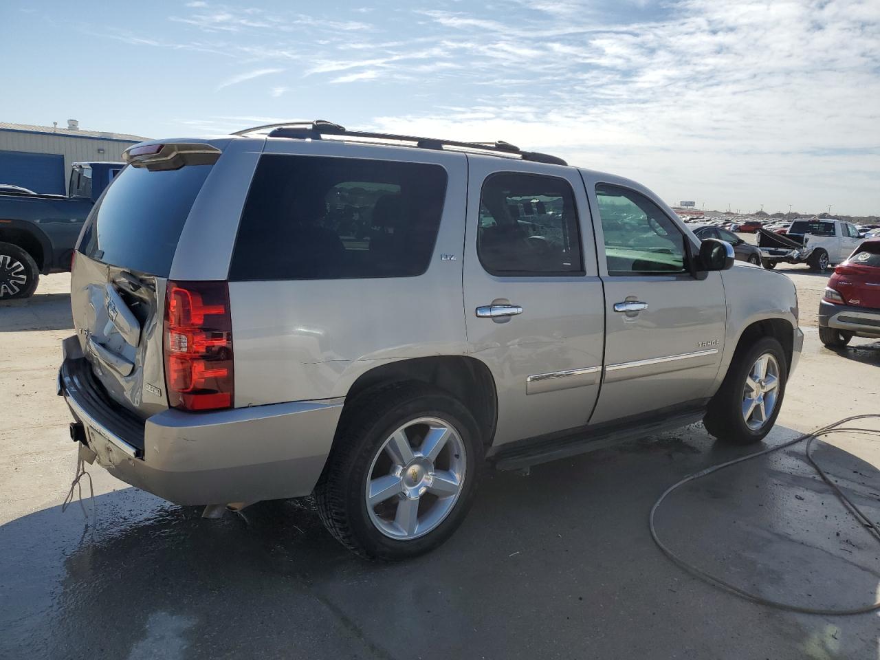 2009 Chevrolet Tahoe - Image 3