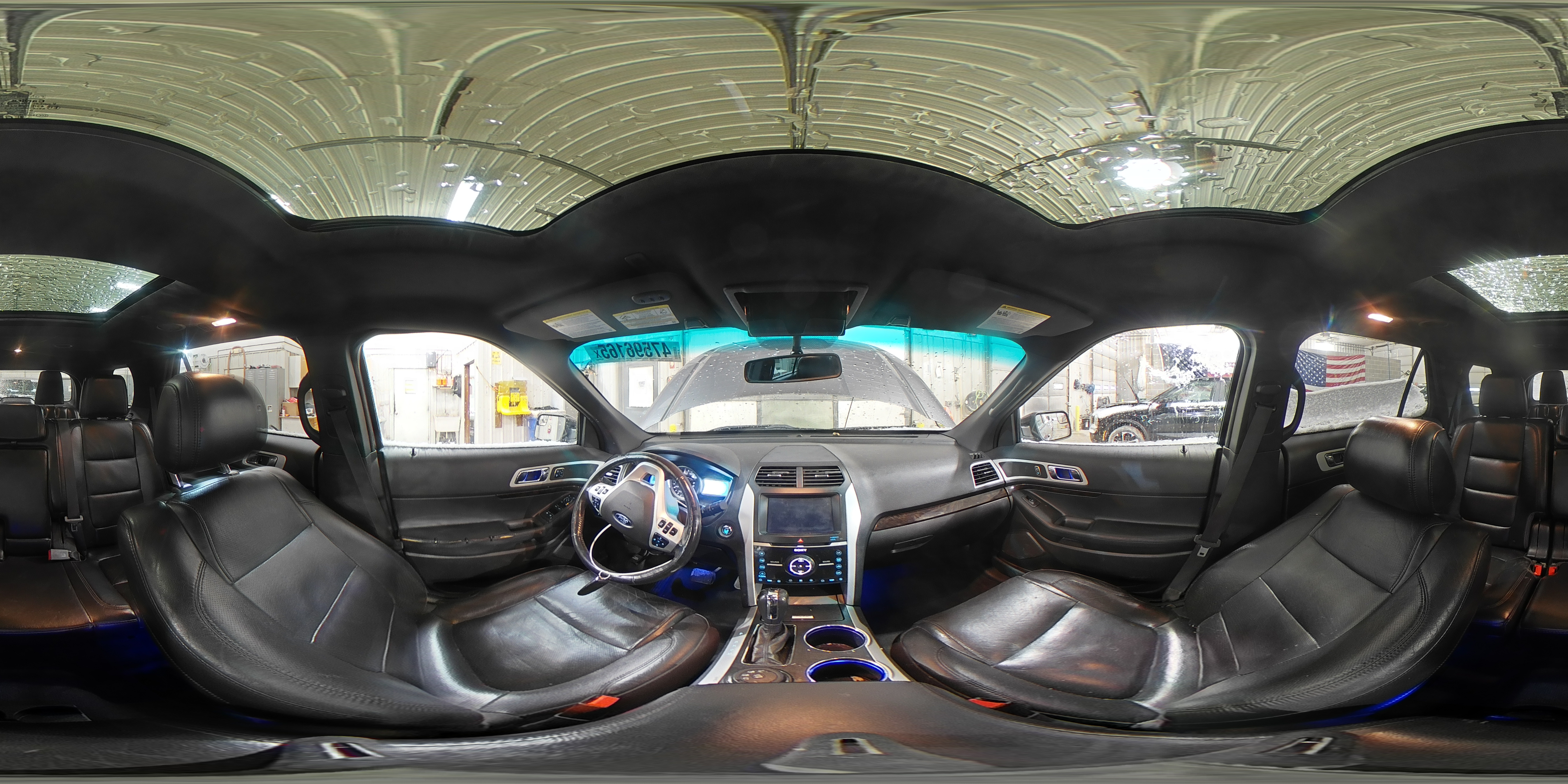 2011 Ford Explorer - Image 14