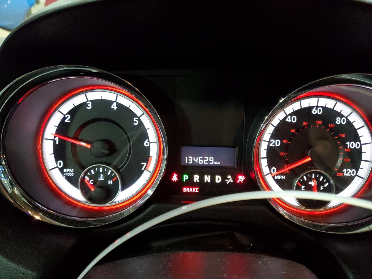 2016 Dodge Caravan - Image 9