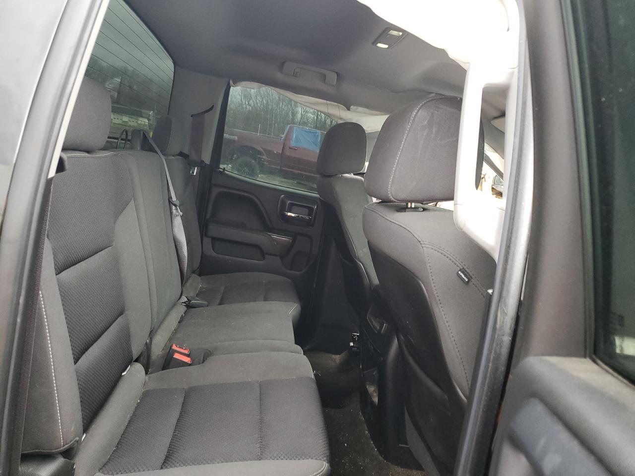 2015 GMC Sierra - Image 10