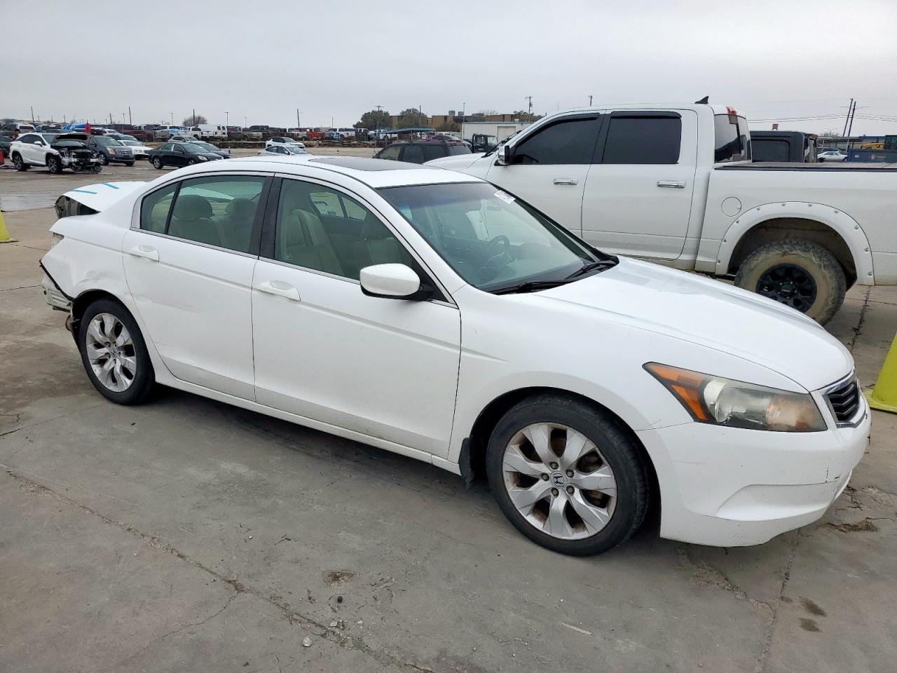 2009 Honda Accord - Image 4
