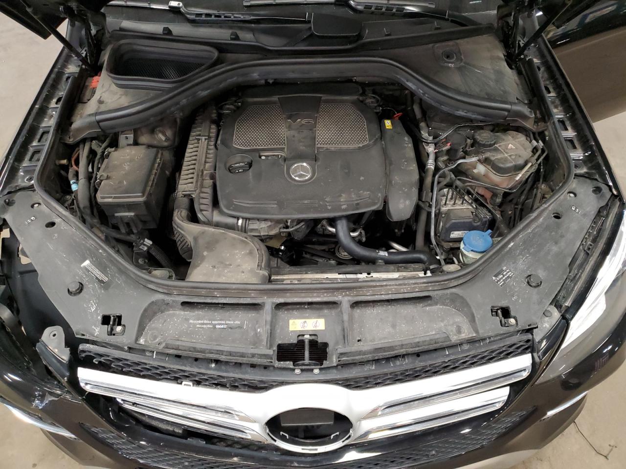 2016 Mercedes-Benz GLE - Image 12