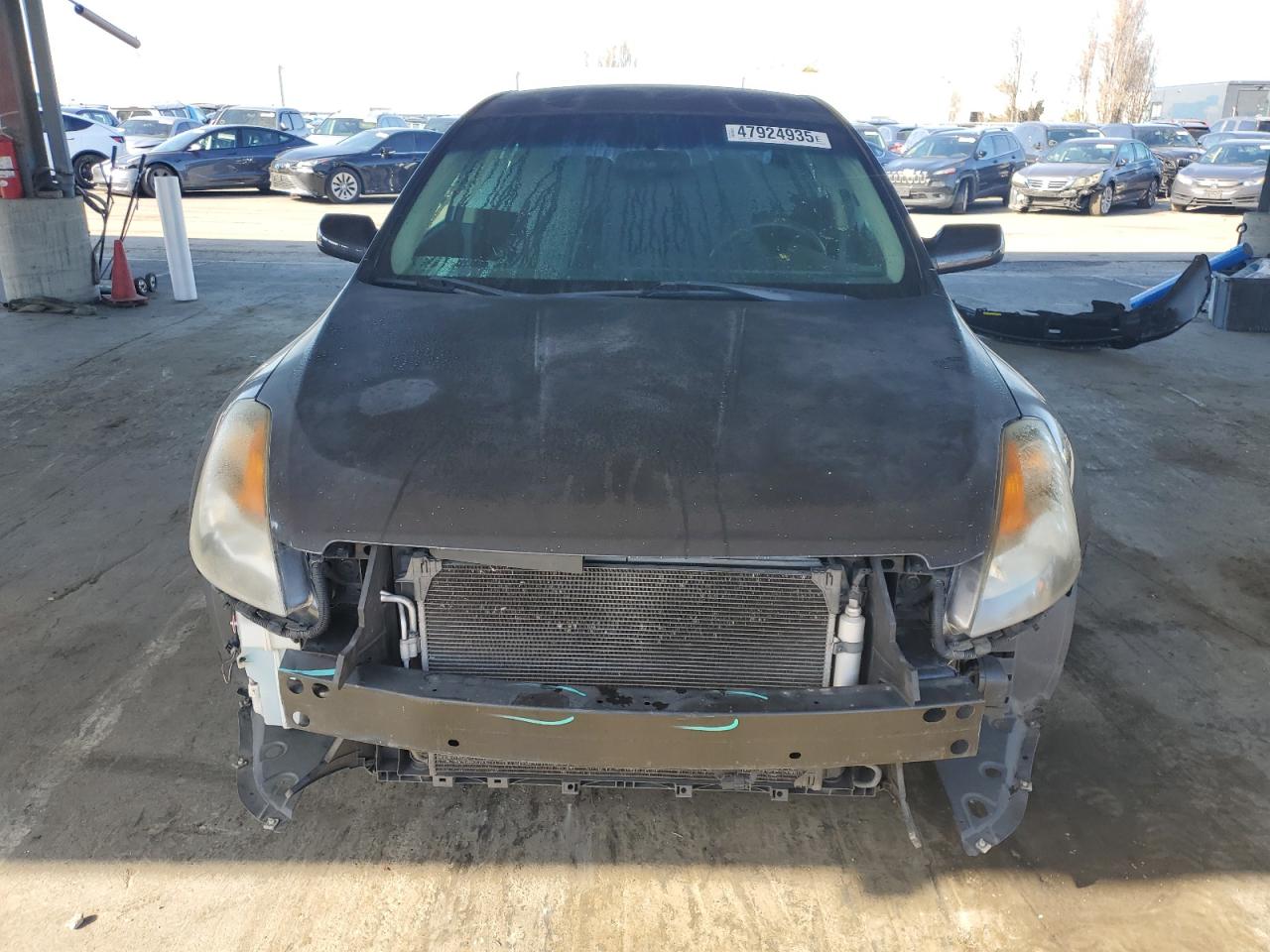 2009 Nissan Altima - Image 5